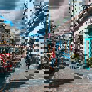 Romantic Hotel Kilkenny - Couples Entering Pembroke Kilkenny Hotel