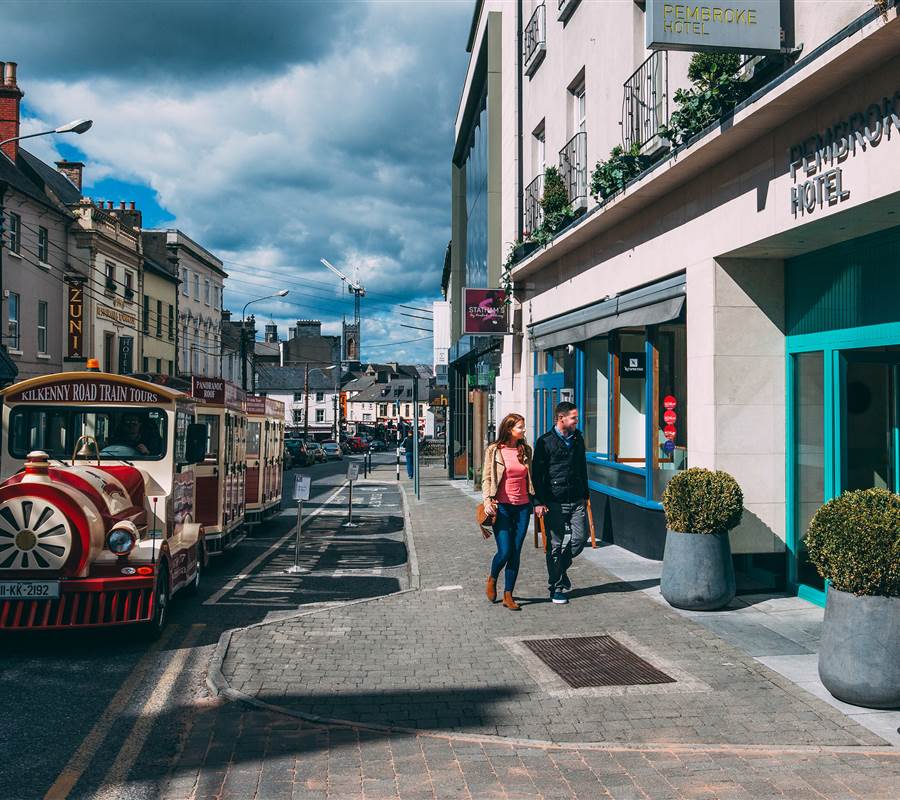 Best Hotels in Kilkenny for Couples - Contact Pembroke Kilkenny